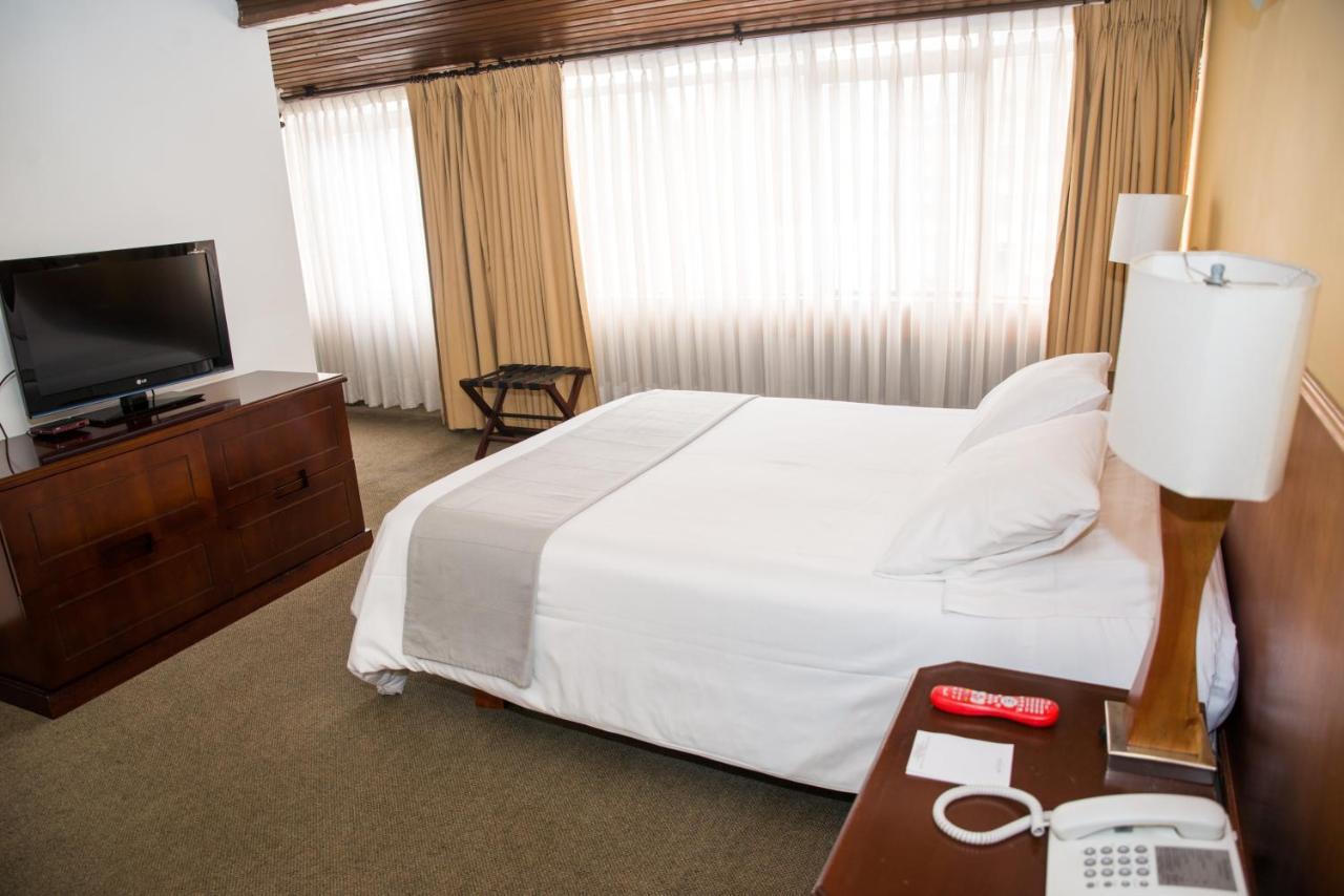 Hotel Excelsior Богота Екстериор снимка